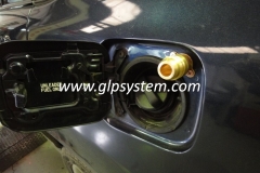 Lexus_R400H_glp_autogas_3-1